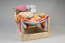 לי אשרת כיסא אנטיזאחי (הגדל)