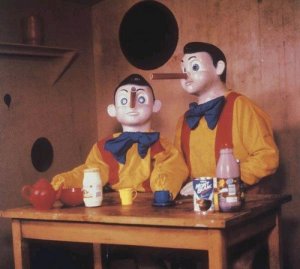 פול מקראתי הדילמה של פינוקיו , אף צינור, 1994 (הגדל)