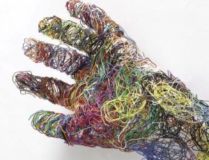 נילי הלה נבו ,דיספלזיה ,פרט מתוך פסל (בוגרת אורנים (הגדל)