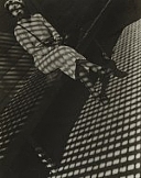 אלכסנדר רודצ'נקו (רוסי, 1891-1956), נערה עם מצלמת