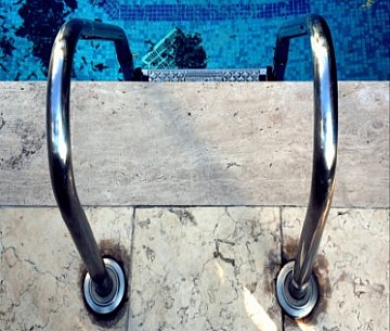 אלון כהן   POOL (הגדל)