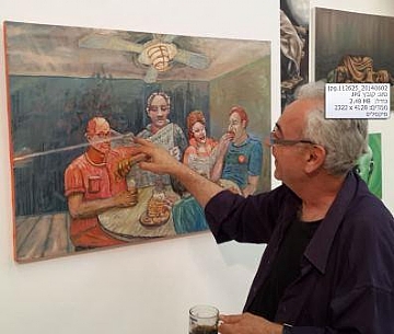 אנטון בידרמן בצד תמונה של גשעון סער (הגדל)