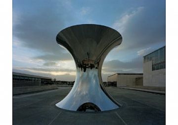 "היפוך העולם, ירושלים" אניש קאפור (2010) (הגדל)