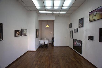 תערוכת של לירז פאנק ועדי עוז-ארי (הגדל)