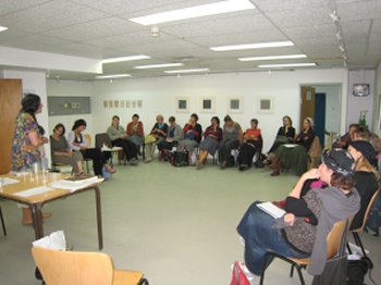 הרצאה-מבקרת האמנות צפורה לוריא בקורס לימודי המשך-שיזמה יחד עם אבנר בר חמא-מחזור ראשון